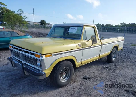 1977 Ford F150 z USA, uszkodzony, nr VIN F15JR001237